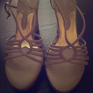 Charles David Nude Wedges