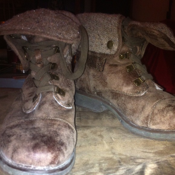 boots