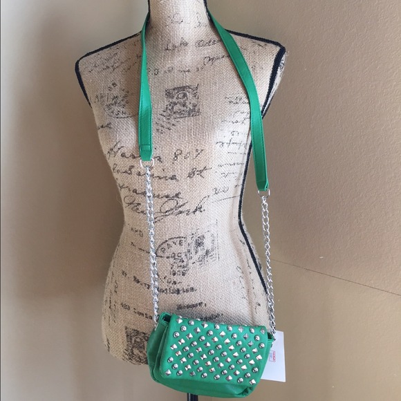 Steve Madden cross Body olive green stud.
