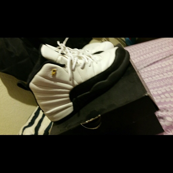 Taxis 12s size 3y