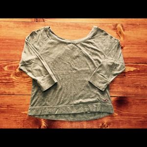 Gray 3/4 sleeve Hollister shirt