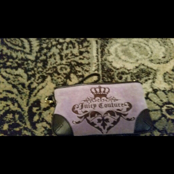 Juicy Wristlet