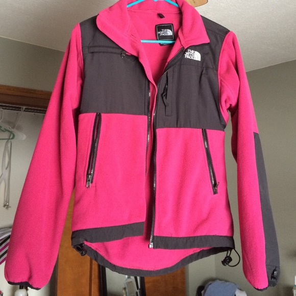 🔶SALE🔶North Face hot pink jacket