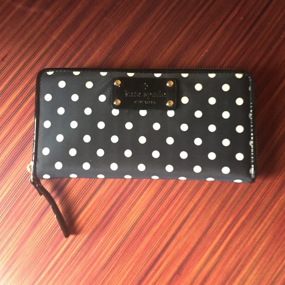 kate spade Handbags - Authentic Kate spade wallet