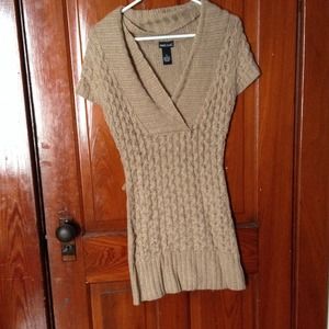 Gorgeous wet seal Sweater!