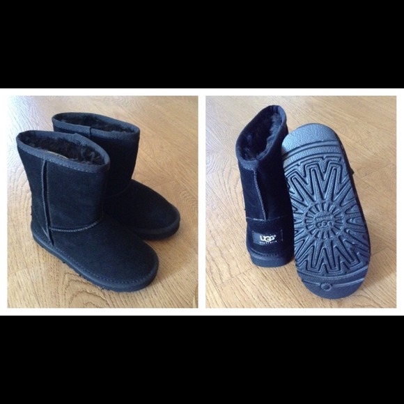 Size 11 UGGS See description.