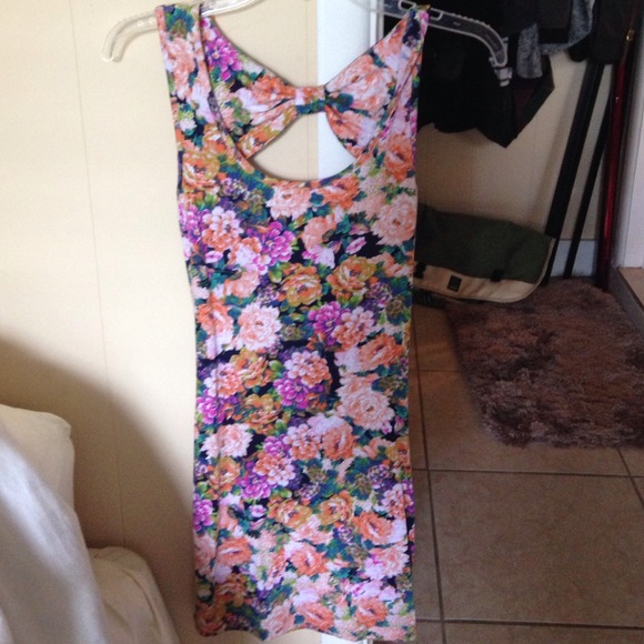 Body con floral dress