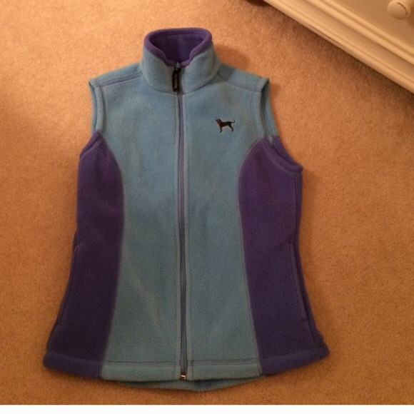 Vineyard Vines Outerwear - Back up for sale! Black dog vest!