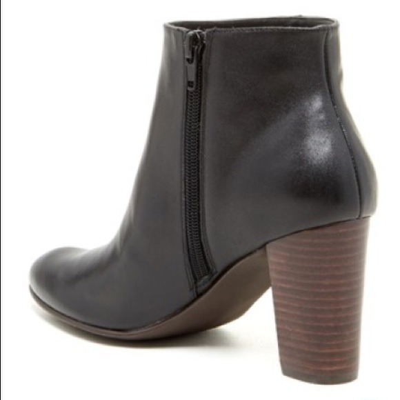 14th and union bookties - Picture 2 of 3