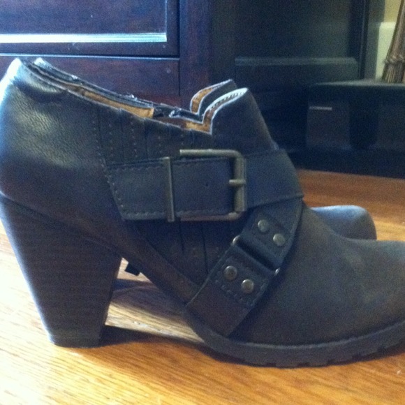 Cute brown booties