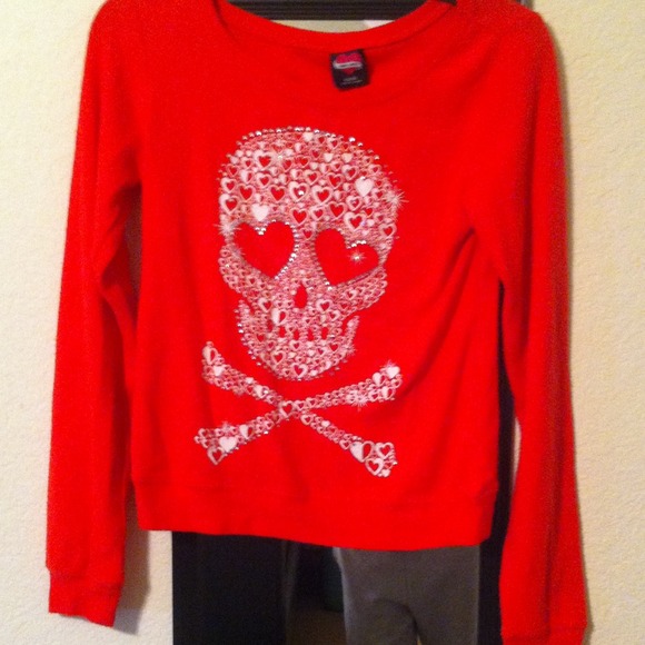 Fuzzy pink skull sweater bundle