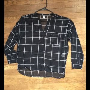 🔹New Listing🔹                     Blouse