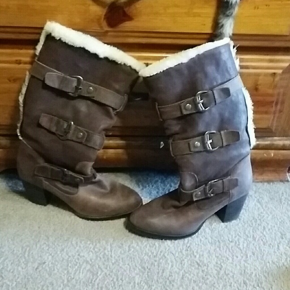 Pair of Gianni bini boots - Picture 2 of 2