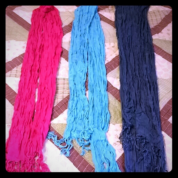 Thin summer scarfs bundle - Picture 1 of 2
