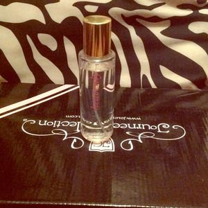 Victoria's Secret Heavenly Body Mist