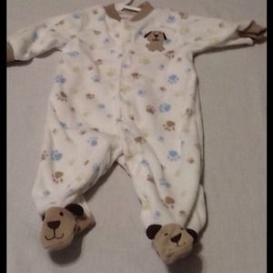 Preowned carter's 3 months outfit