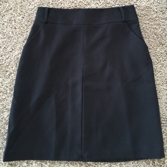 |Host Pick| Black Pencil Skirt - Picture 2 of 3