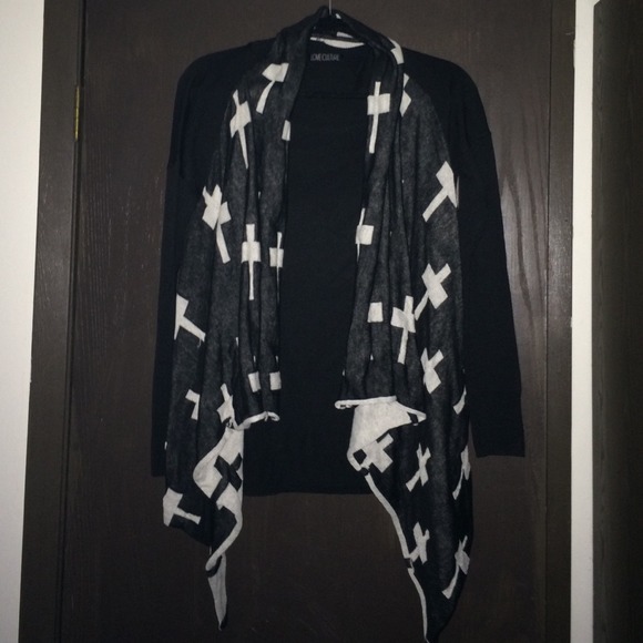 Love Culture Cross sweater