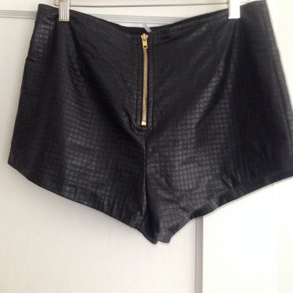 Cheeky Leather inspired shorts - Picture 1 of 1
