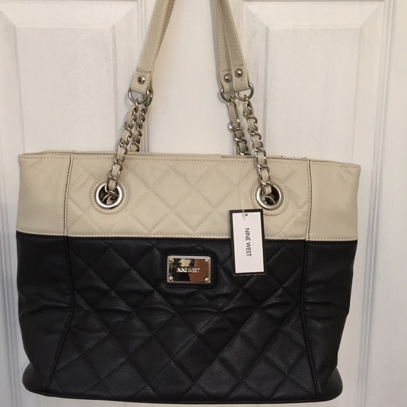 Nine West Handbags - Nine West Purse with Chains