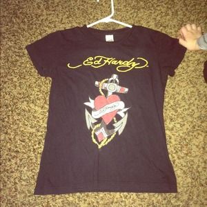 Ed hardy t shirt