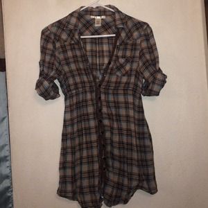 Charlotte Russe Plaid Top (M)