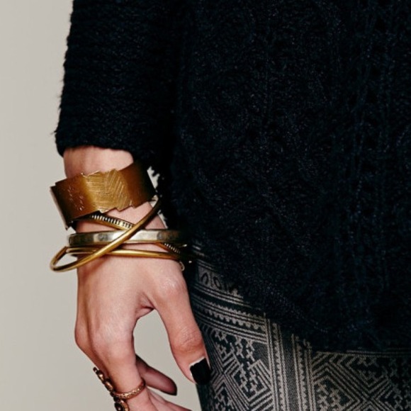 [Free people] sweater 🎉HP🎉 - Picture 4 of 4