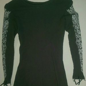 NWOT Lauren Moshi Peacock Thermal Tee Gray