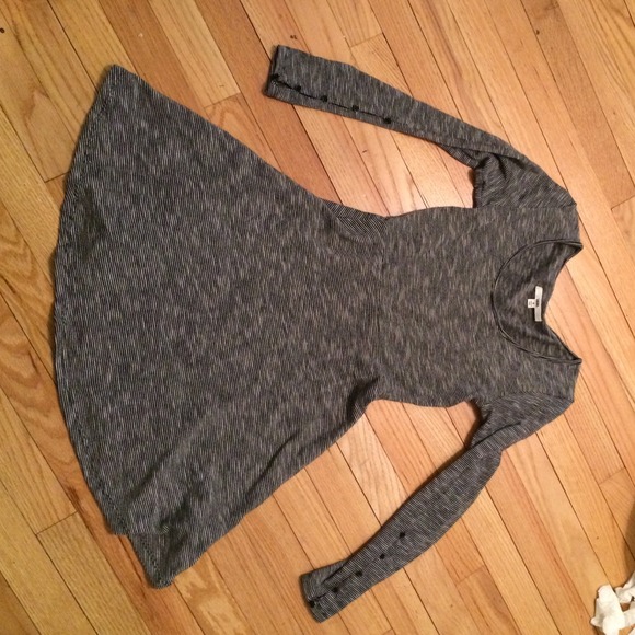 Vans black/gray/white striped dress