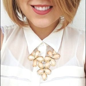 • Peach & Gold Statement Necklace •