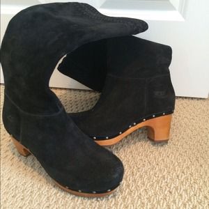 Ugg black suede boots