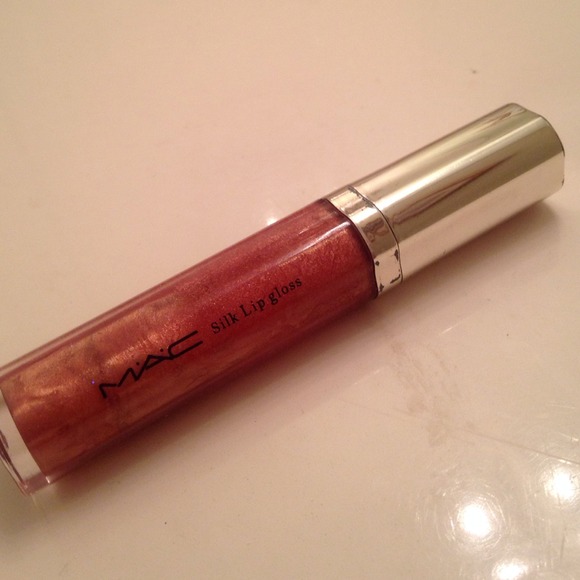 SOLD MERCARIMAC London life silky lip gloss