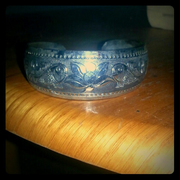 Vintage Antique silver coy fish bangle