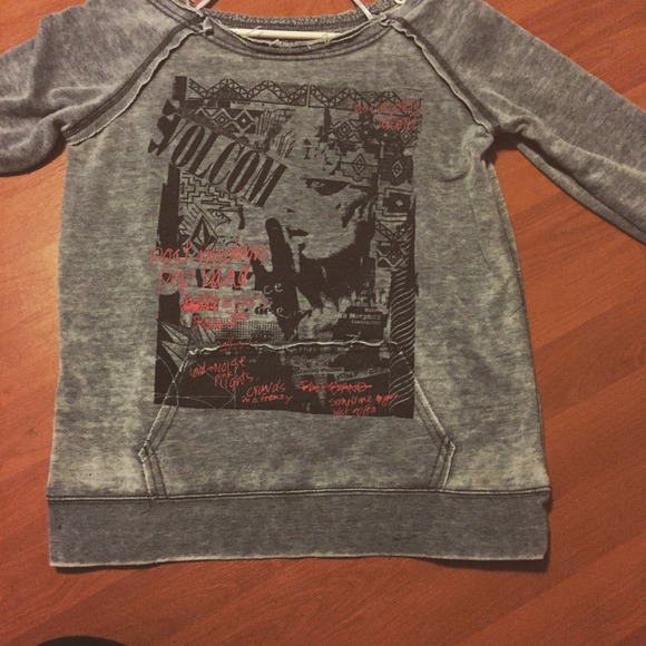 Volcom medium