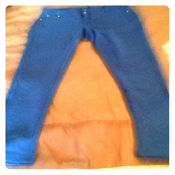 Skinny pants