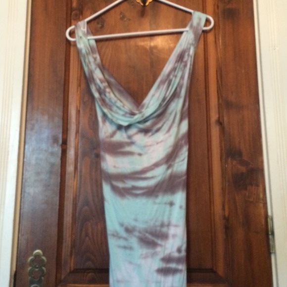 Long tye dye mint green greys.