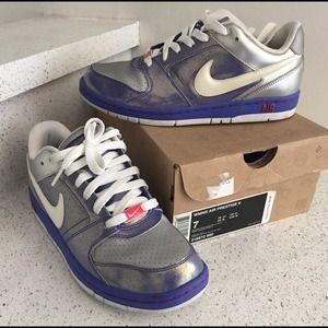 NIKE air prestige size 7