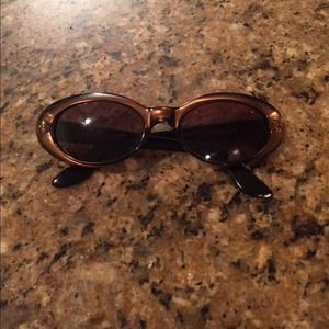 GUCCI CATEYE SUNNIES