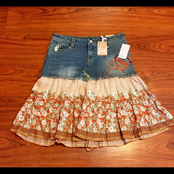Candies New Size 13 Boho Style New Skirt