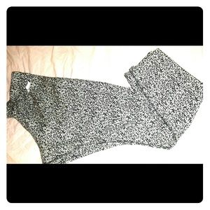LIKE NEW: Nike sport Legging