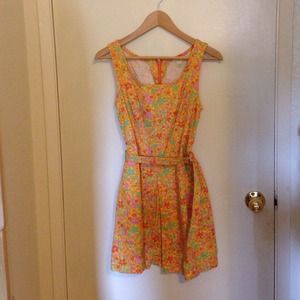 Mod, floral J Crew mini dress with pockets!