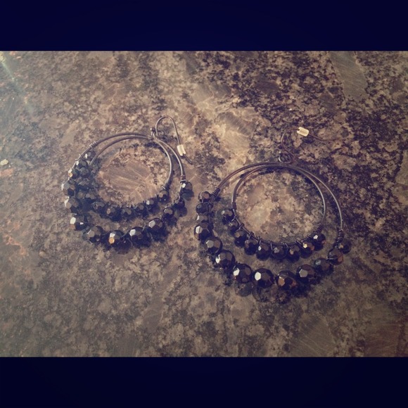 Express earrings