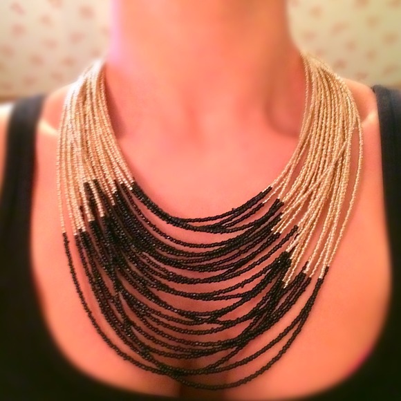 Ula Jewelry - 🌟CLEARANCE Gold & Black Beaded Necklace NWT
