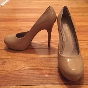 Arturo Chang Nude Pumps