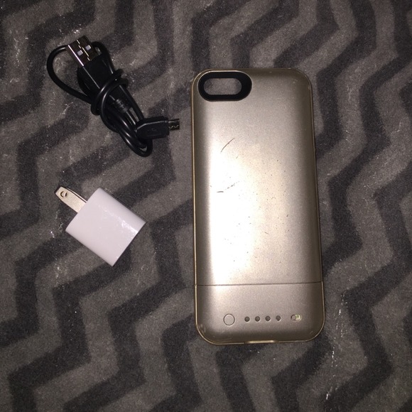 Iphone 5/5s gold charging case