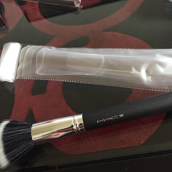 Brush187