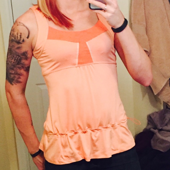 Coral workout top π - Picture 4 of 4