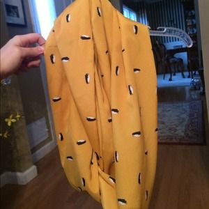 Yellow penguin infinity scarf
