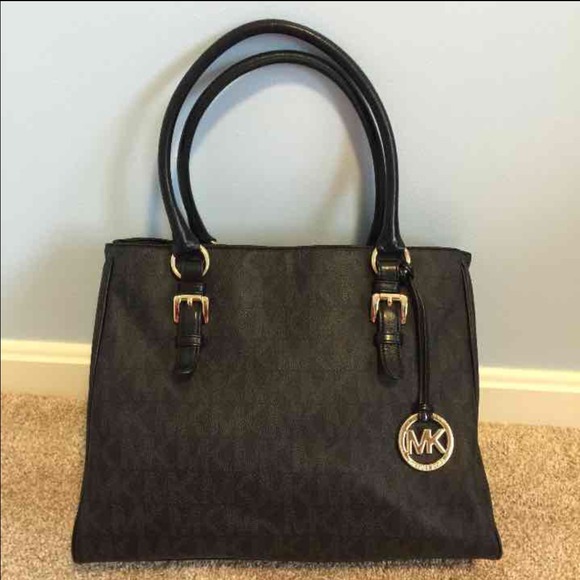 Michael Kors Handbags - Authentic MK Black Leather Tote