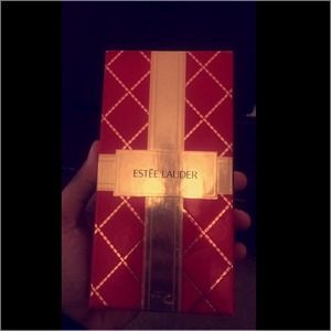 Estée Lauder roller ball perfume gift set